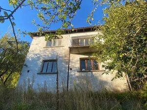 Two-Storey stone House near Smolyan -Pamporovo-Momchilovtsi,