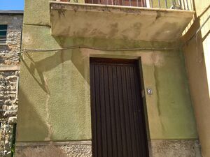 sh 808 town house, Caccamo, Sicily