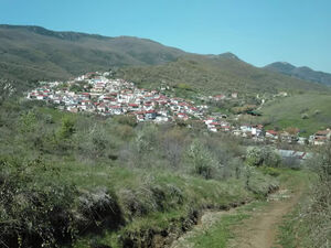 Greece - land with storage for sale in Central Greece