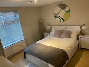 Affordable Student Living on Bear Lane, Farnham