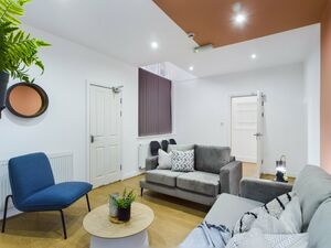 Find Budget-Friendly Student Accommodation on Well Meadow Dr