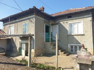 Two floor Bulgarian house located in a beautiful valley VT 