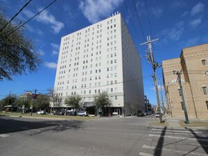 Fully Furnished Modern Studio – Prime Location! 