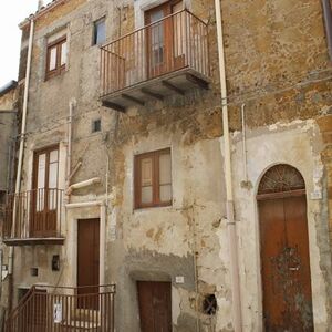 Townhouse in Sicily - Cicchirillo Via Montuoro + Via Poggio