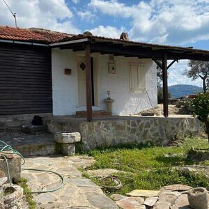 Quaint holiday cottage in bafa national park 