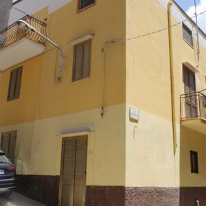 Townhouse in Sicily - Casa Acquisto Via Messina