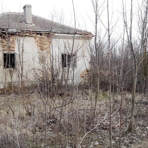 Property for renovation in Dorbrich Region